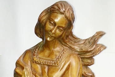 Aurelio Rodríguez - Inmaculada. | Dimensiones: 55 cms alto. | Tipo de madera: Nogal. | Precio: $400.000.-